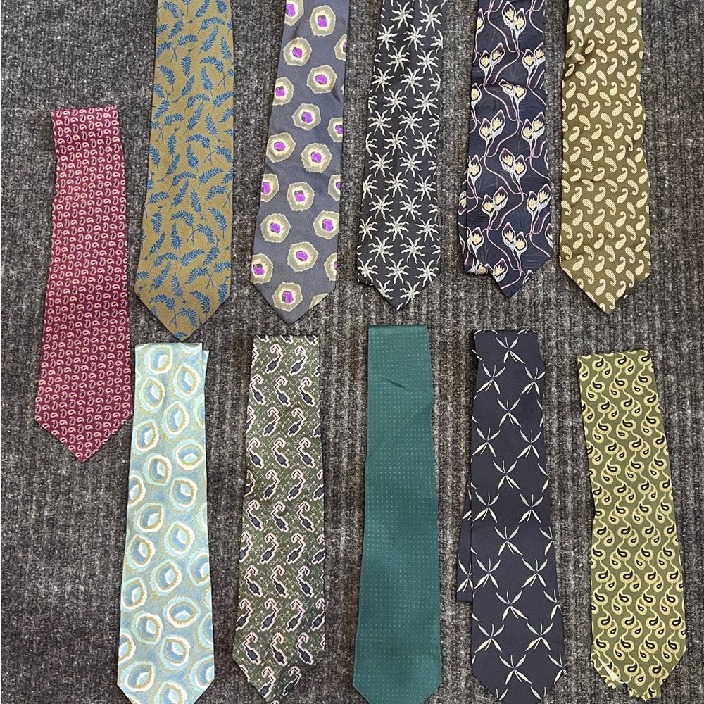 Giorgio Armani Men's Tie Collection - Set of 11 Ties!